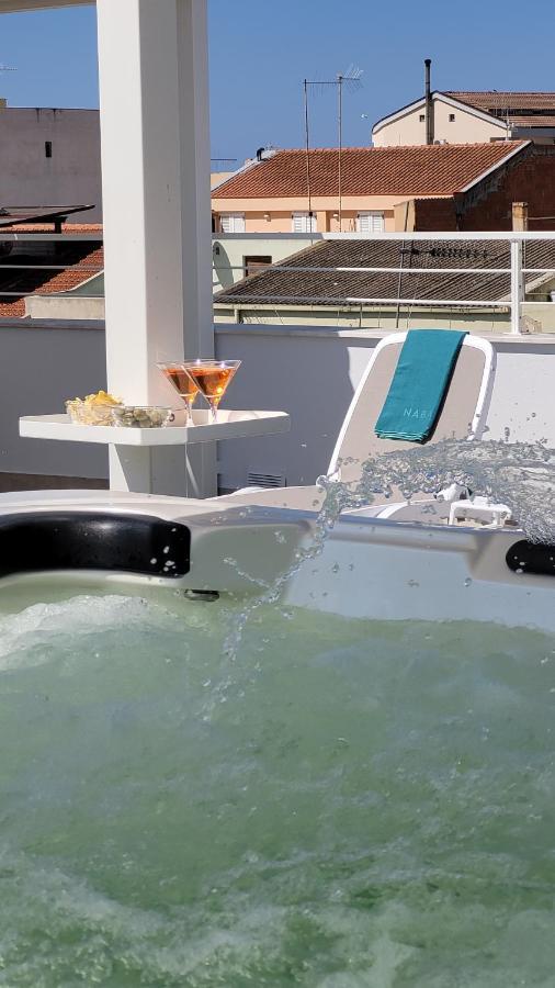 Skyfive Fire Apartment Alghero Ngoại thất bức ảnh