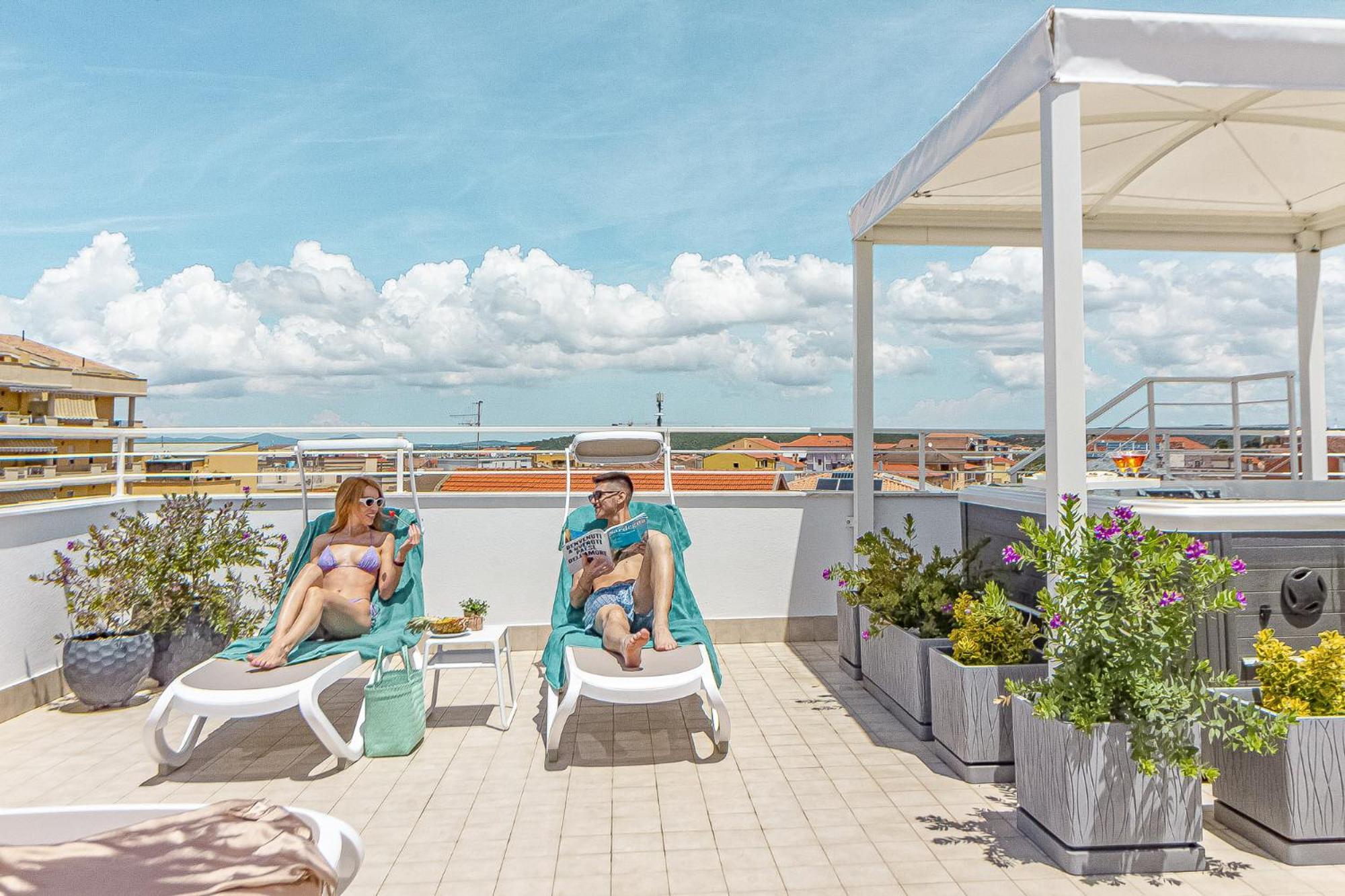 Skyfive Fire Apartment Alghero Ngoại thất bức ảnh